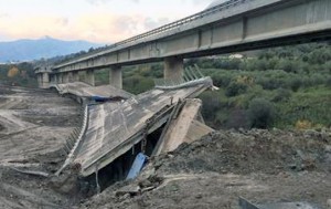 250 kg di tritolo Viadotto Himera: demiliti più di 200 m di carreggiata