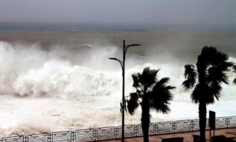 Vento forte continua a flagellare la Sicilia