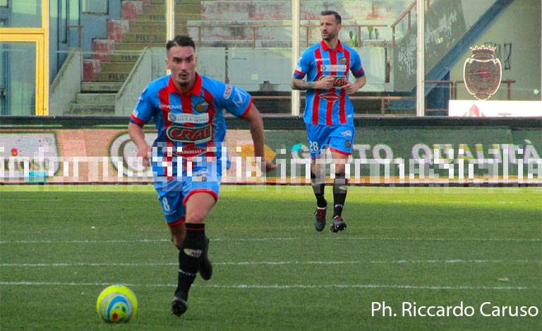 Catania-Monopoli 0-2, primo ko in stagione al "Cibali"
