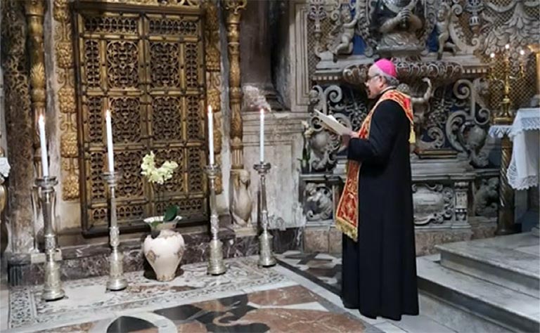 Arcivescovo prega Sant’Agata per fine pandemia