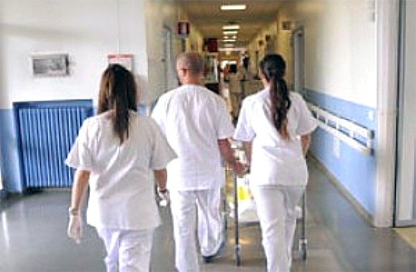 Pochi infermieri negli ospedali catanesi