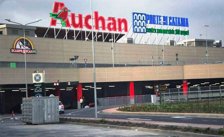 Ex Auchan Porte Catania, 54 senza lavoro