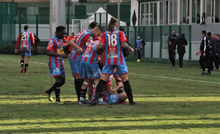 Catania-Cavese 1-1, pareggio sofferto nel finale