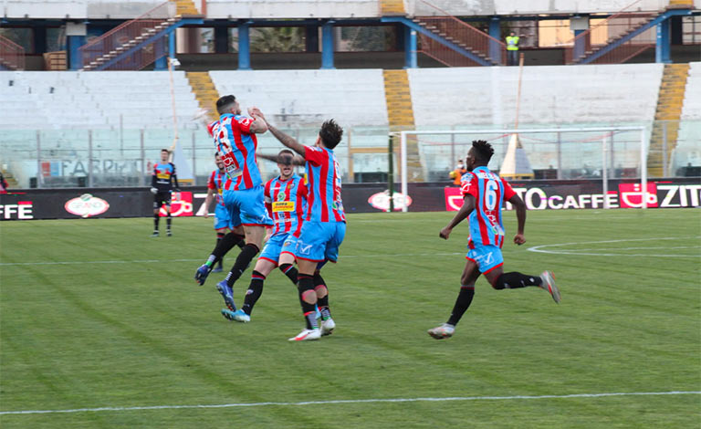 Catania-Bari 1-1, pareggi tra le parti
