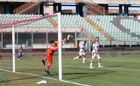 Playoff Catania-Foggia 1-3, etnei spaesati nella ripresa