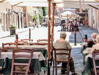 Zone arancioni Sicilia, più vaccinati e riaprono i ristoranti