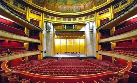 Teatro Vittorio Emanuele presenta "Bellini Black Comedy"