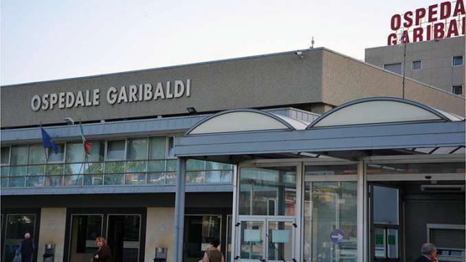 Alunna della Cavour in fin di vita al Garibaldi