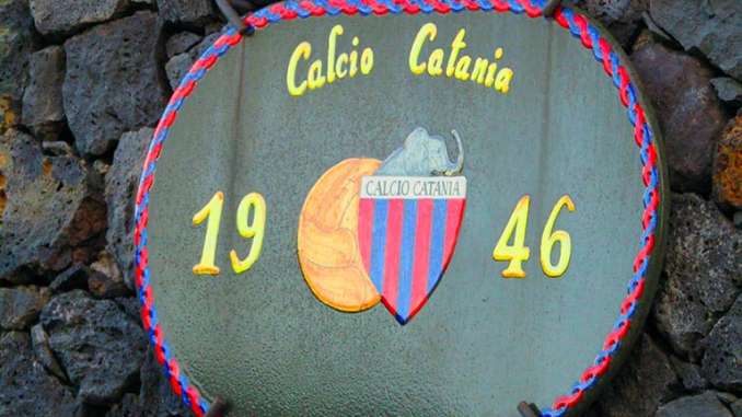 Calcio Catania, fissata una nuova asta