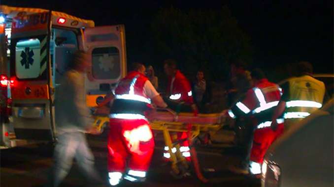 Impatto mortale tra auto sulla Pa-Ct, un morto