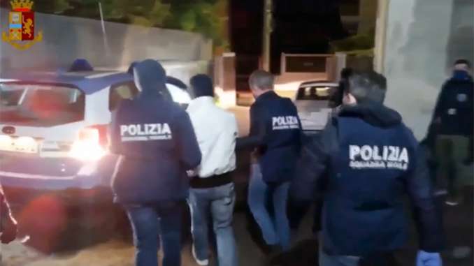 Droga sintetica a Catania, sette arresti nella notte