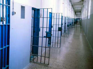 Cappellano del carcere cedeva droga a detenuto
