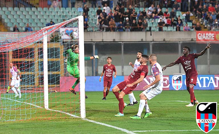 Catania-Locri 2-0, autorete e raddoppio di Giovinco
